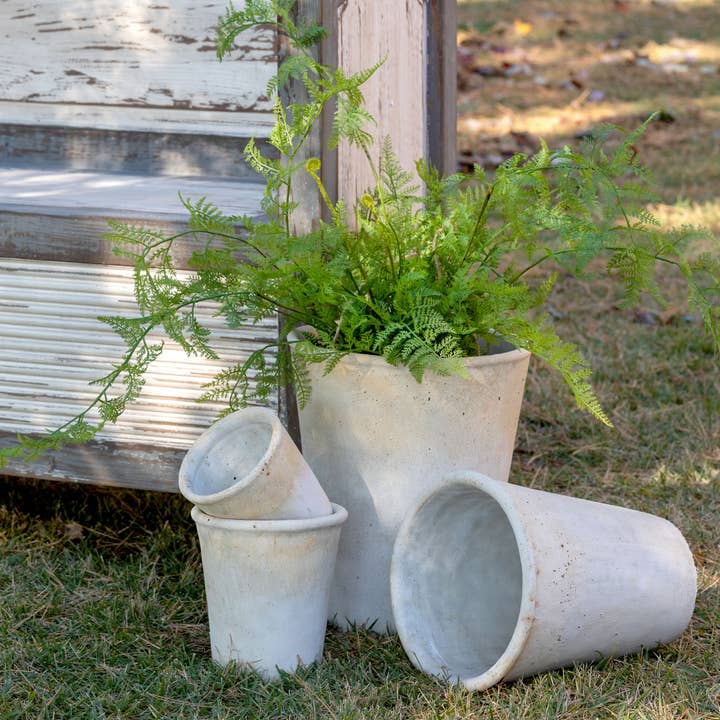 Park Hill Collection - Wholesale Plant Pot - Distressed Concrete Tall Planter Medium