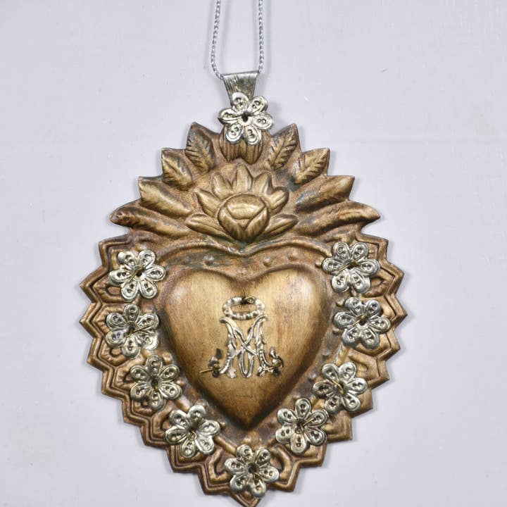 Blessed mother Sacred Heart Ex-Voto 12x1x16 cm
for wholesale by Lila Rasa