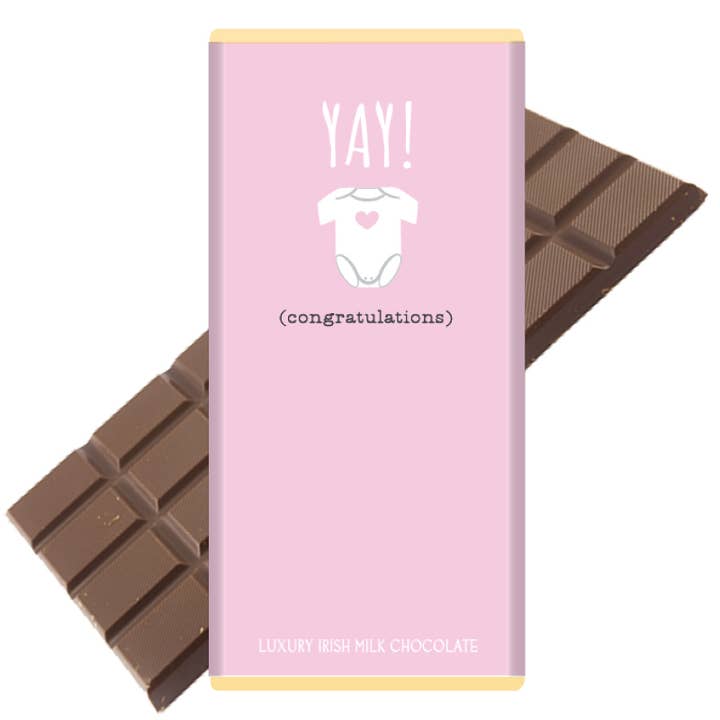 Sweet Living Kilkenny – Engroshandel Chokoladebar – YAY! tillykke (lyserød)1