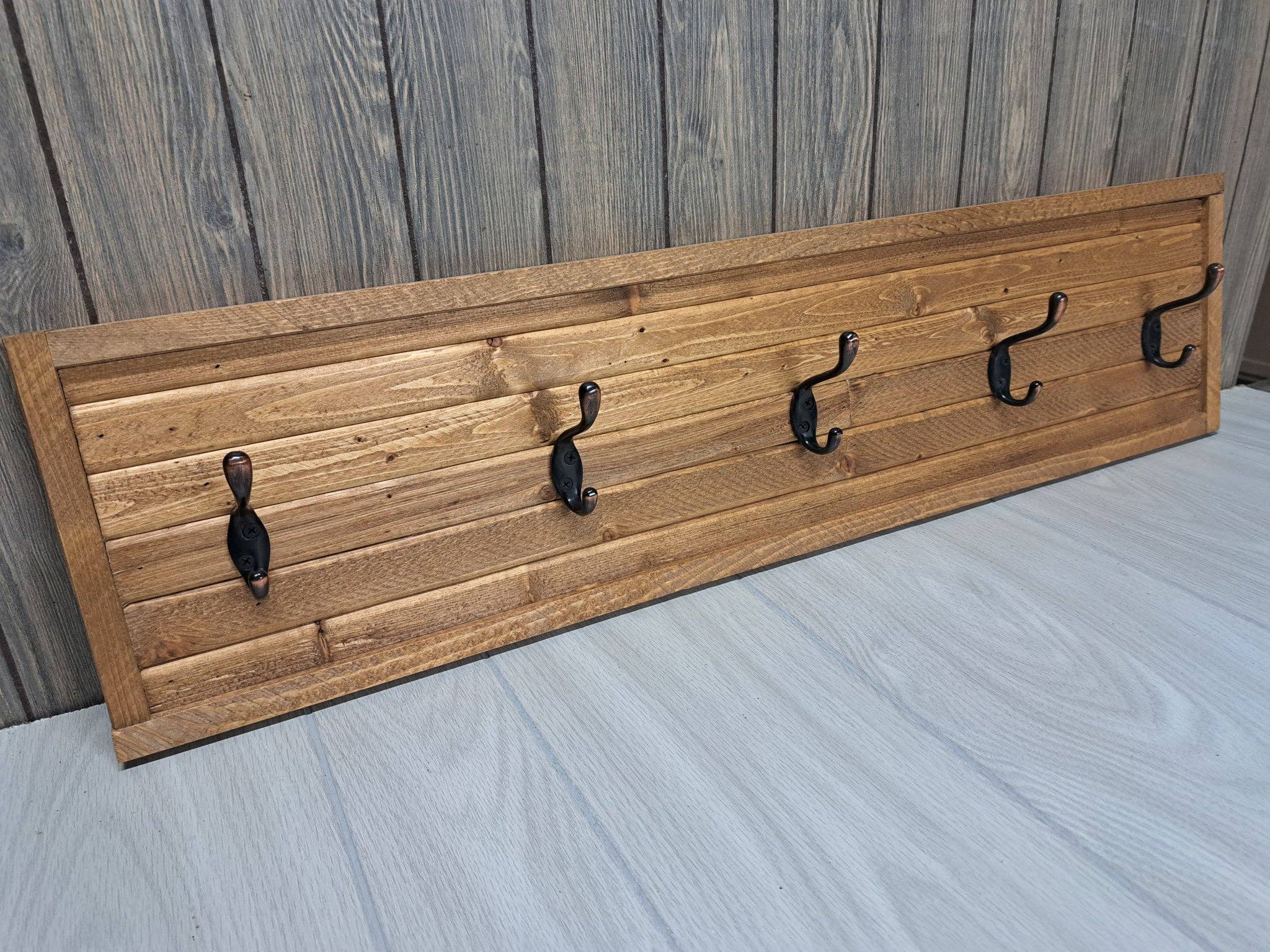 Rustic Brook Farm - Wholesale Coat Rack - Rustic Farmhouse Style Wooden Coat Rack - Light Pine3