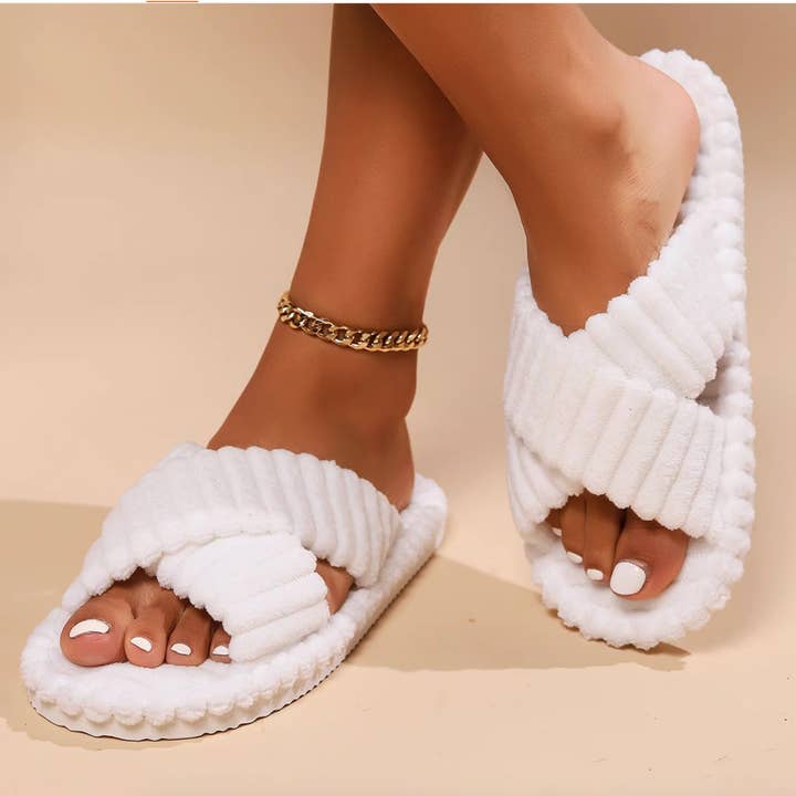 DrifWoo - Wholesale Slippers - Women's - DrifWoo Lightweight Plush Slippers – For Home, Spa, Travel