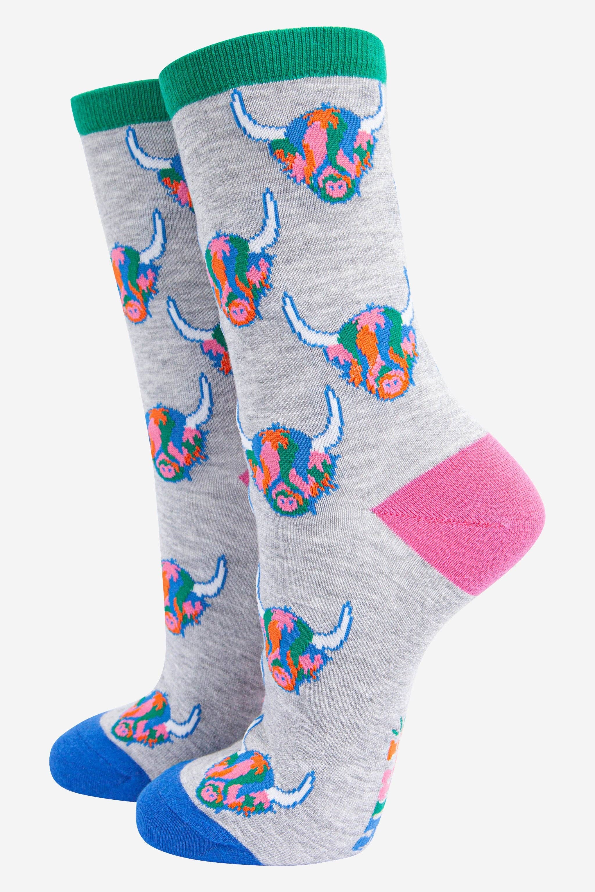 Sock Talk - Wholesale Socks – Women's - Women's Rainbow Highland Cow Print Bamboo Socks in Grey