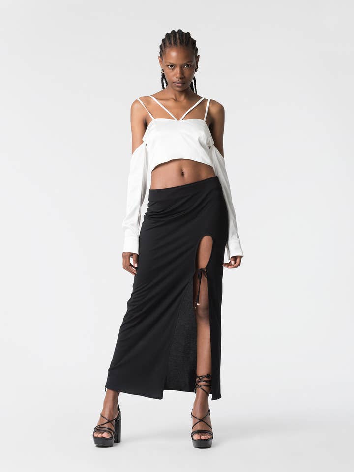 DIVALO Transylvania - Wholesale Blouse - Women's - Lille short top1