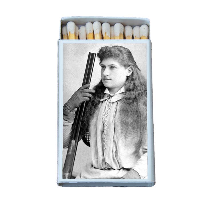 Allumettes • Far West Annie Oakley • Décoration intérieure pour bougies pour la vente par Most Amazing