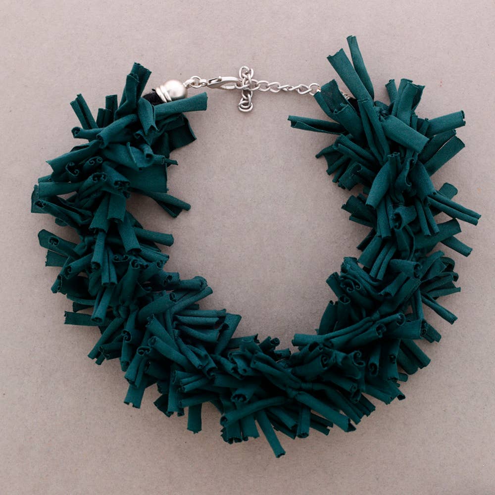 Sonata – wholesale Snap-smycken – Franshalsband Tyg4