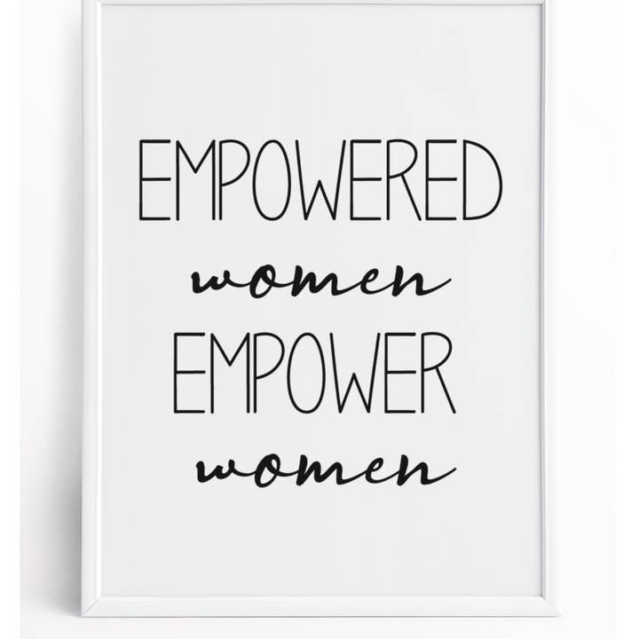 bemyndigede kvinder, styrke kvinder plakat for engroshandel hos Brighter future apparel