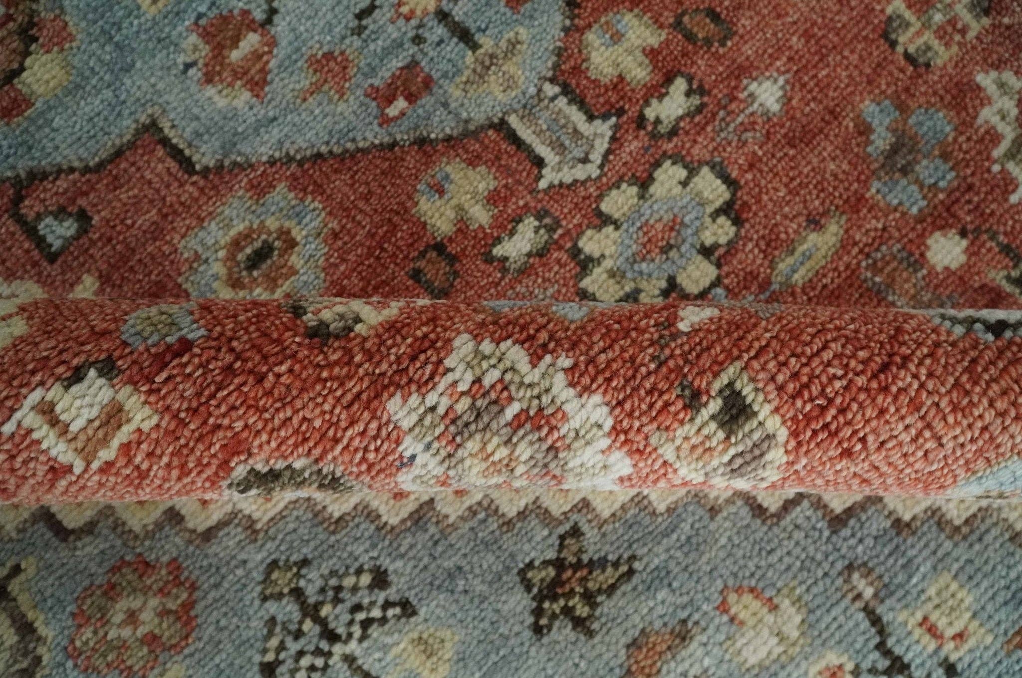 The Rug Decor, Inc. - Vendita all'ingrosso Tappeto - Tappeto su misura in lana annodato a mano Heriz tradizionale floreale grigio, ruggine e beige dall'aspetto antico.5