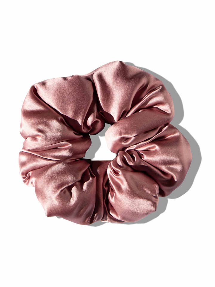 Chouchou en soie rembourré Rose de Damas pour la vente par Drowsy Sleep Co.
