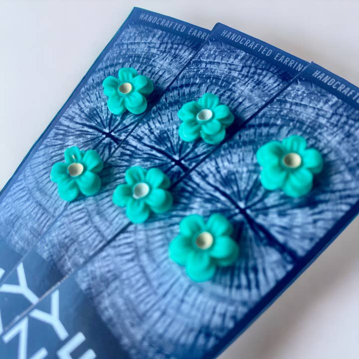 Lazy Pine Clay Design - Wholesale Jewelry Set - Mini Flower Stud Set10