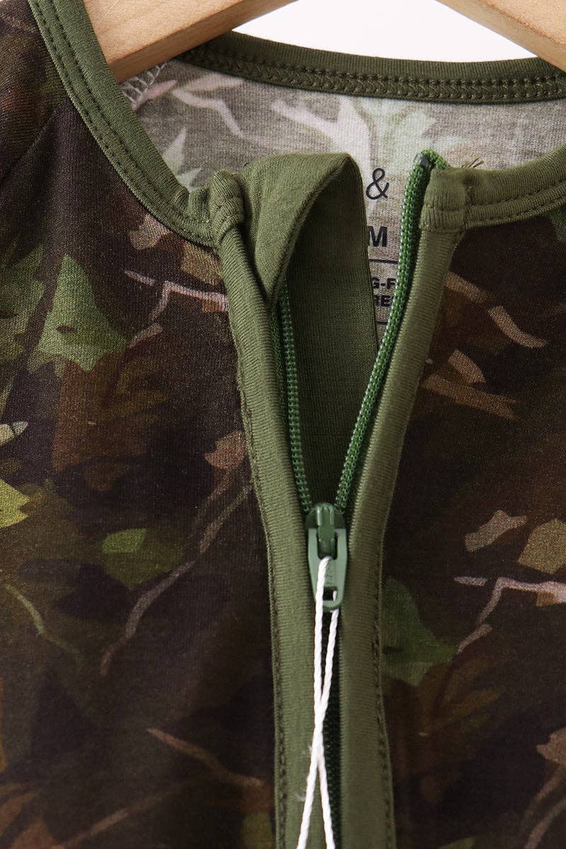 Mom & Co. - Vendita all'ingrosso Tutina - Neonati - Tutina con cerniera in bambù mimetico Forest Leaf2