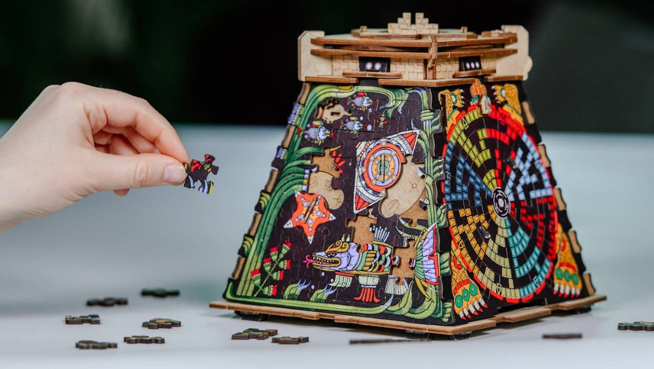 iDventure GmbH - Wholesale Puzzle - Kids - CluePuzzle - The Sun Pyramid1