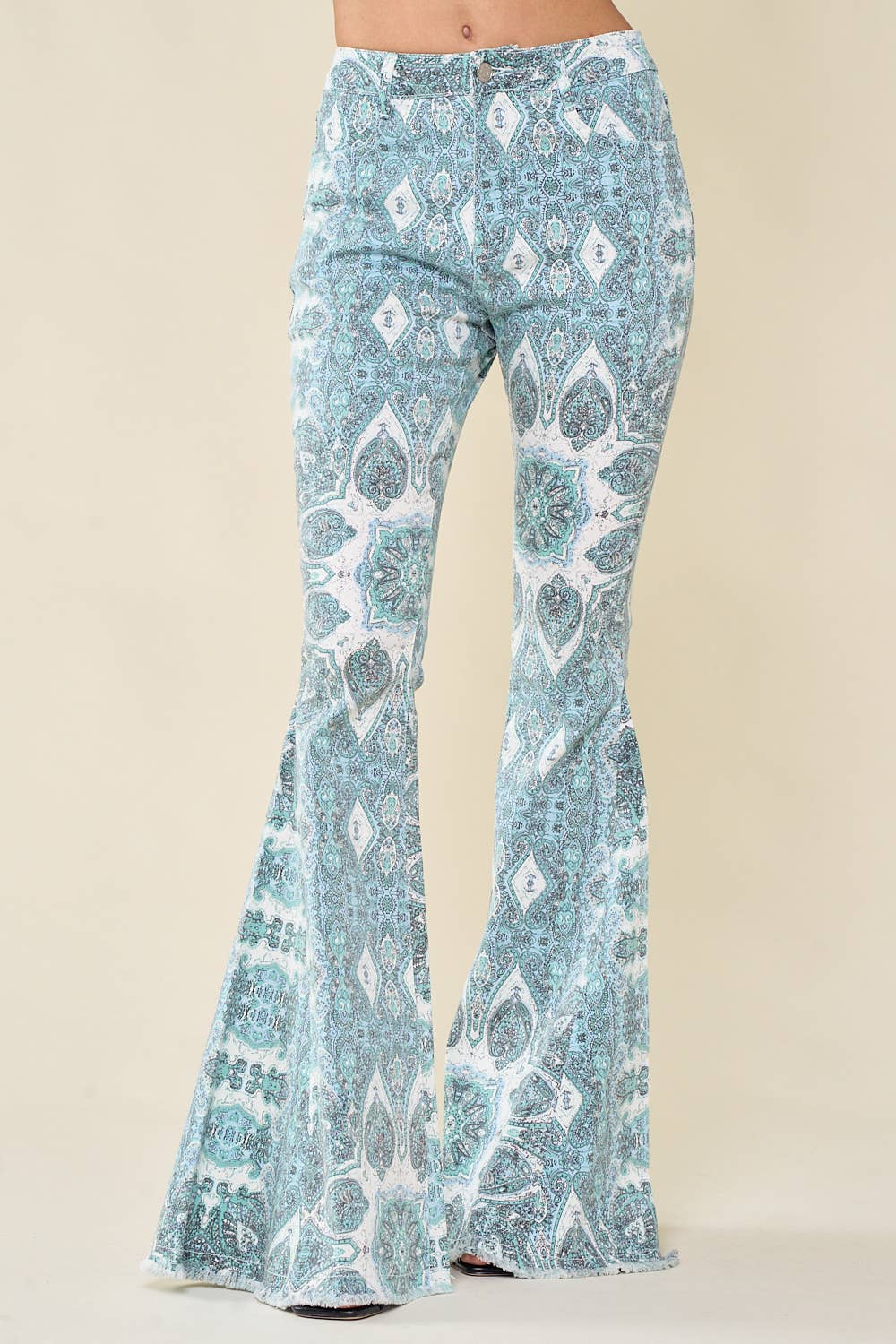 Saints & Hearts - Vendita all'ingrosso Jeans - Donna - Jeans in denim a stampa paisley western fit & flare1