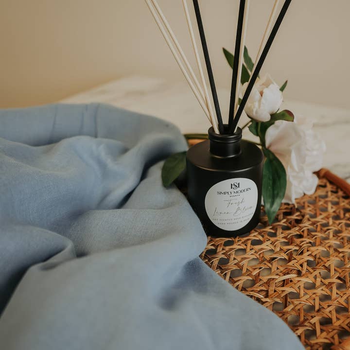 Reed Diffuser + Blandede Siv | Welcome Home Kollektion for engroshandel hos Simply Modern Scents