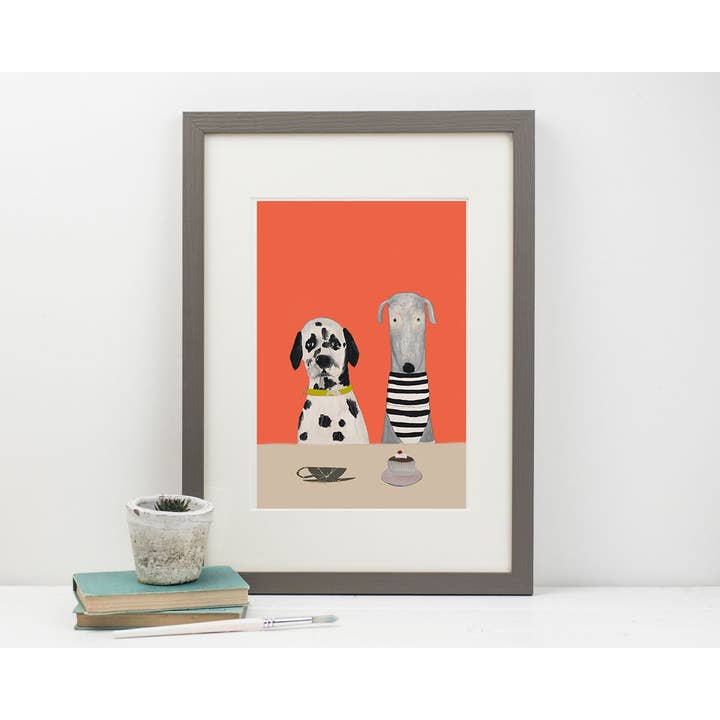 Impression Hugo & Trumpet Have Tea & Cake dans un cadre A2 pour la vente par Print Circus