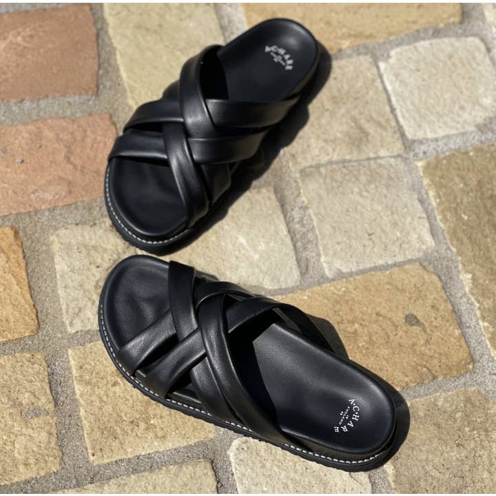 Portofino: Nero per la vendita all'ingrosso da parte di A.C. Hare