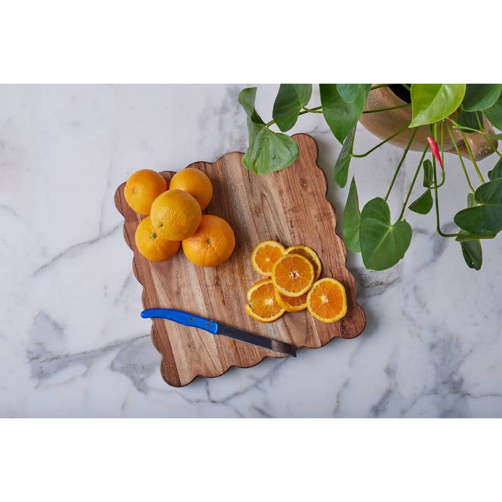 etúHOME - Wholesale Cutting Board - Scalloped Cutting Board, Medium Square