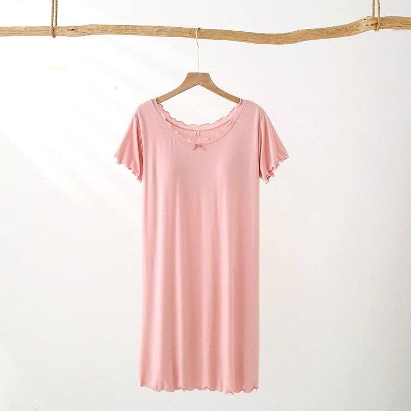 kycozy – wholesale Nattlinne - Dam – Enfärgad kortärmad chemise med inbyggd bh-vaddering2