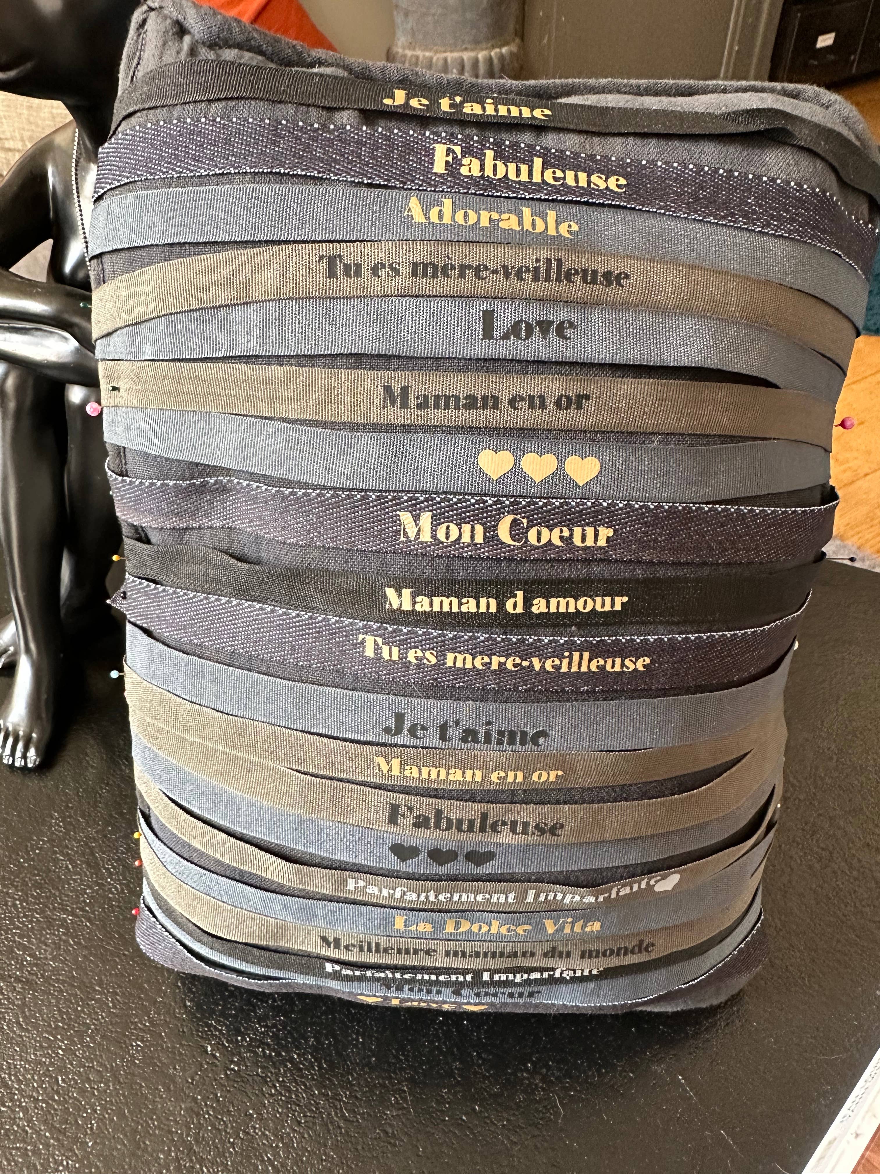 La marquisette – Großhandel Gewebtes/geflochtenes Armband – Glücksarmband mit Botschaft zum Binden3