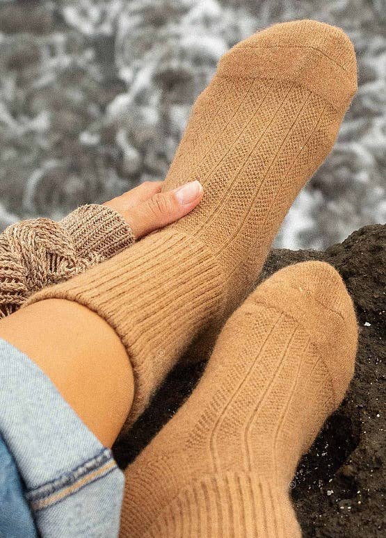 Mongulai - Wholesale Socks - Unisex - Brown Camel Wool Socks4