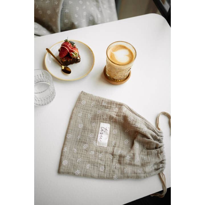 TISU - Wholesale Nursing Cover - Maternity - TISU nursing cover, Beige Daisy5