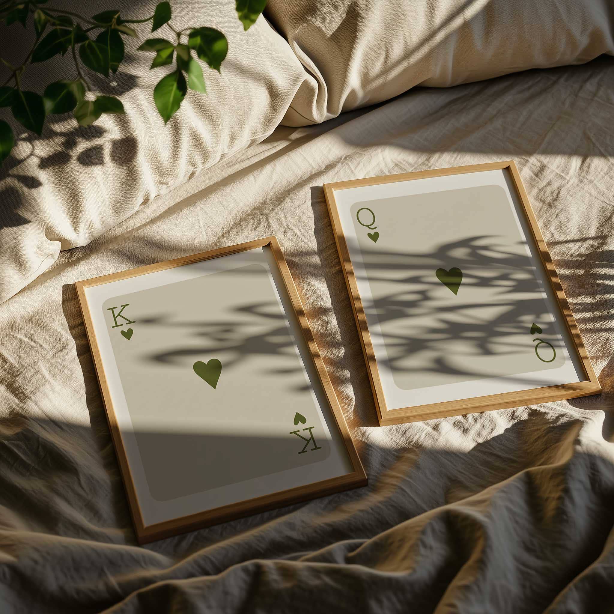 D'LUXE PRINTS - Wholesale Gallery Wall Set - King & Queen of Hearts – Modern Playing Card Print Set9