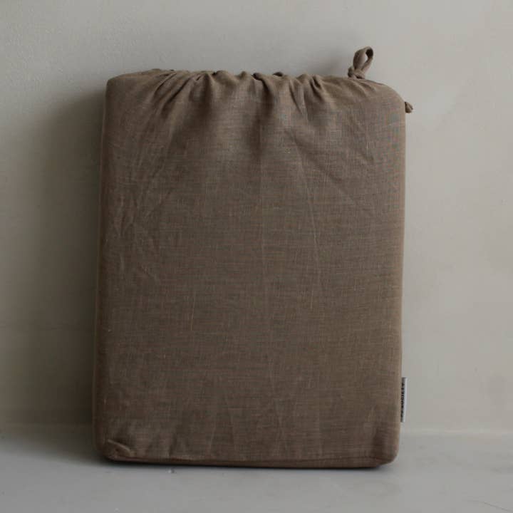 The Daily Duvet - Macchiato pour la vente par PJ Society