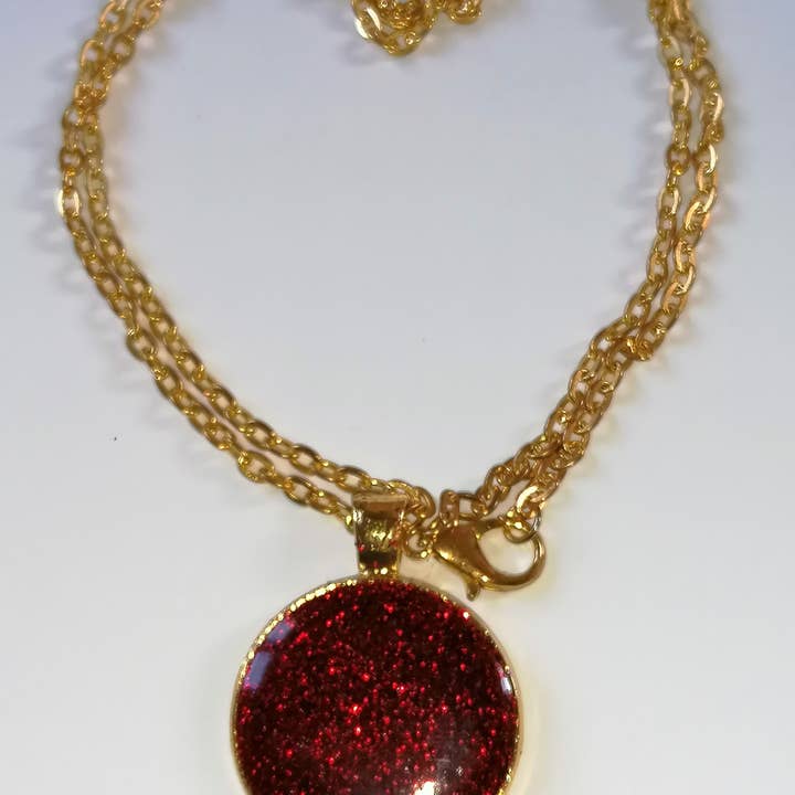 Goldener roter Anhänger für den Großhandel von Blue Moon Bijoux