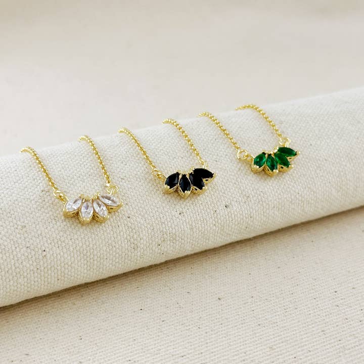 GoldFi – Großhandel Kette mit Anhänger/Charm – 18k Vergoldete Lotus-Halskette mit Zirkonia2