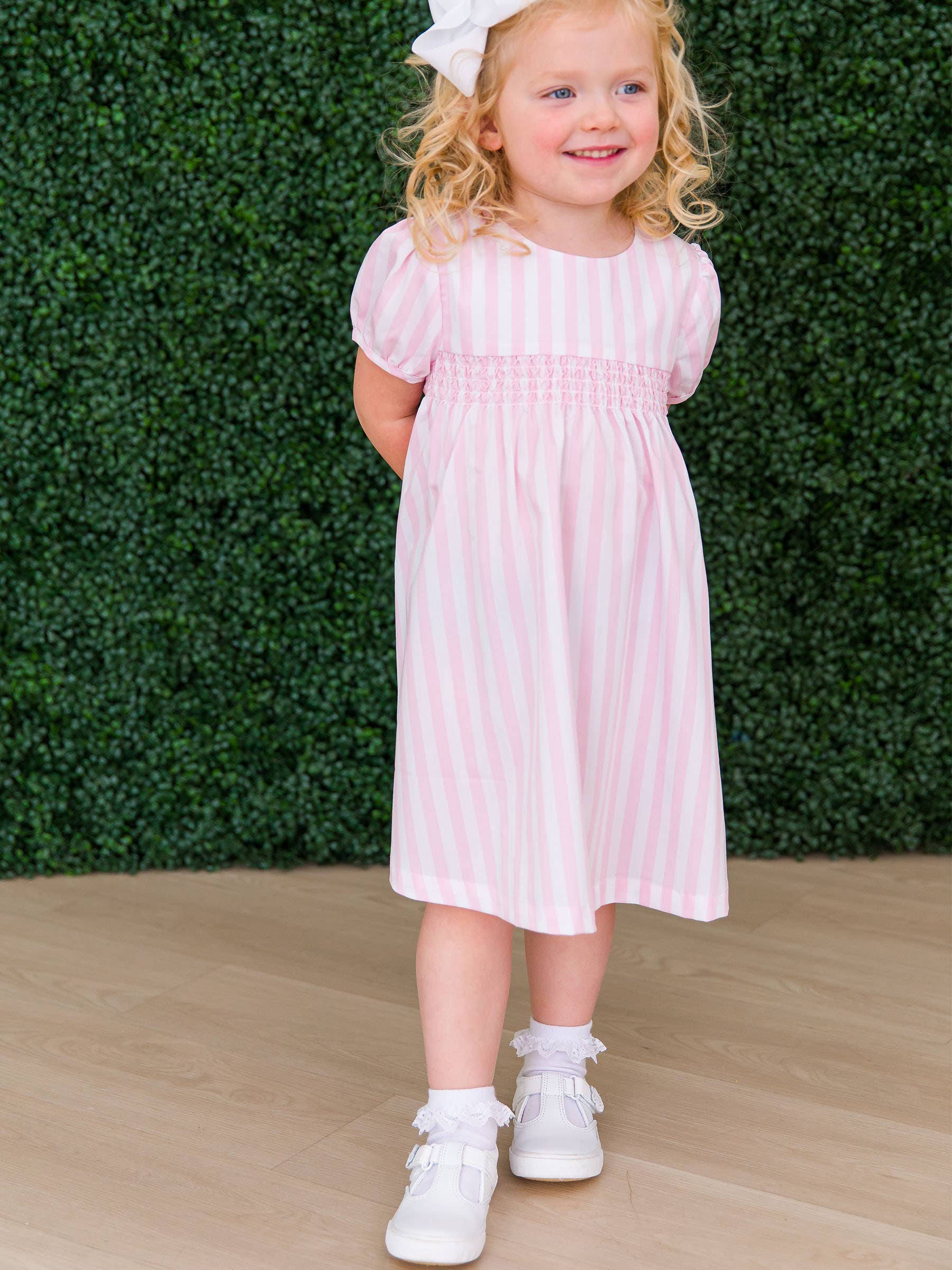 Girls White 3-Pack Ruffle Ankle Socks for wholesale on Faire1