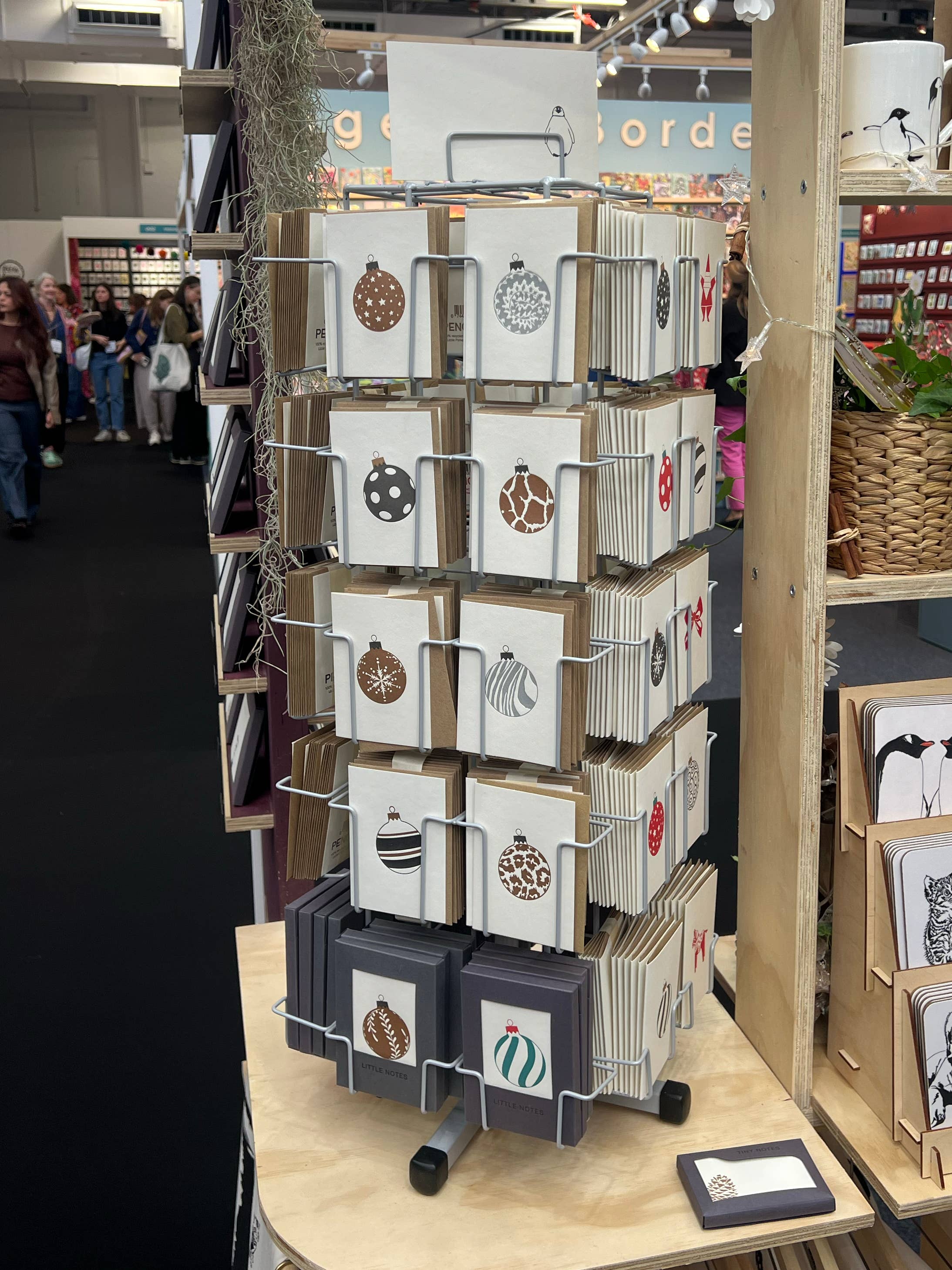 Penguin Ink – wholesale Everyday greeting card – Little Notes desk top spinner |  £18 when you fill it!6