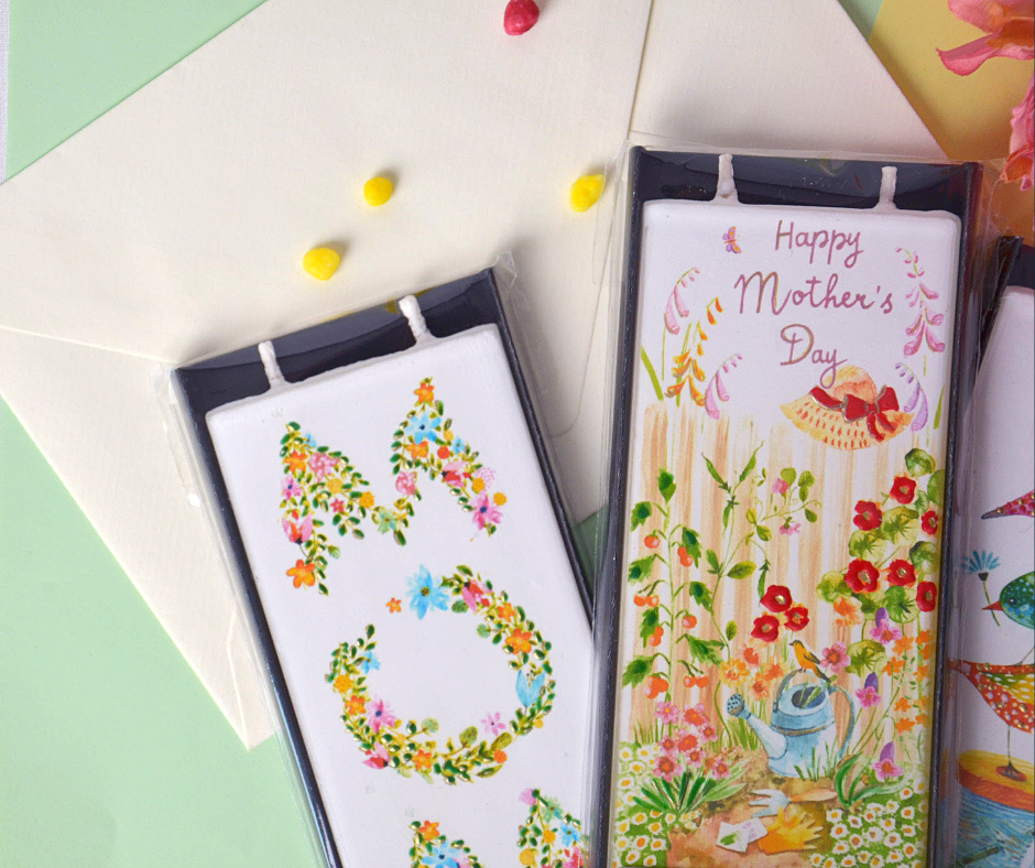 Flatyz Candles - Wholesale Novelty Candle - Flat Hand-crafted Candle - MOM Floral Letters4