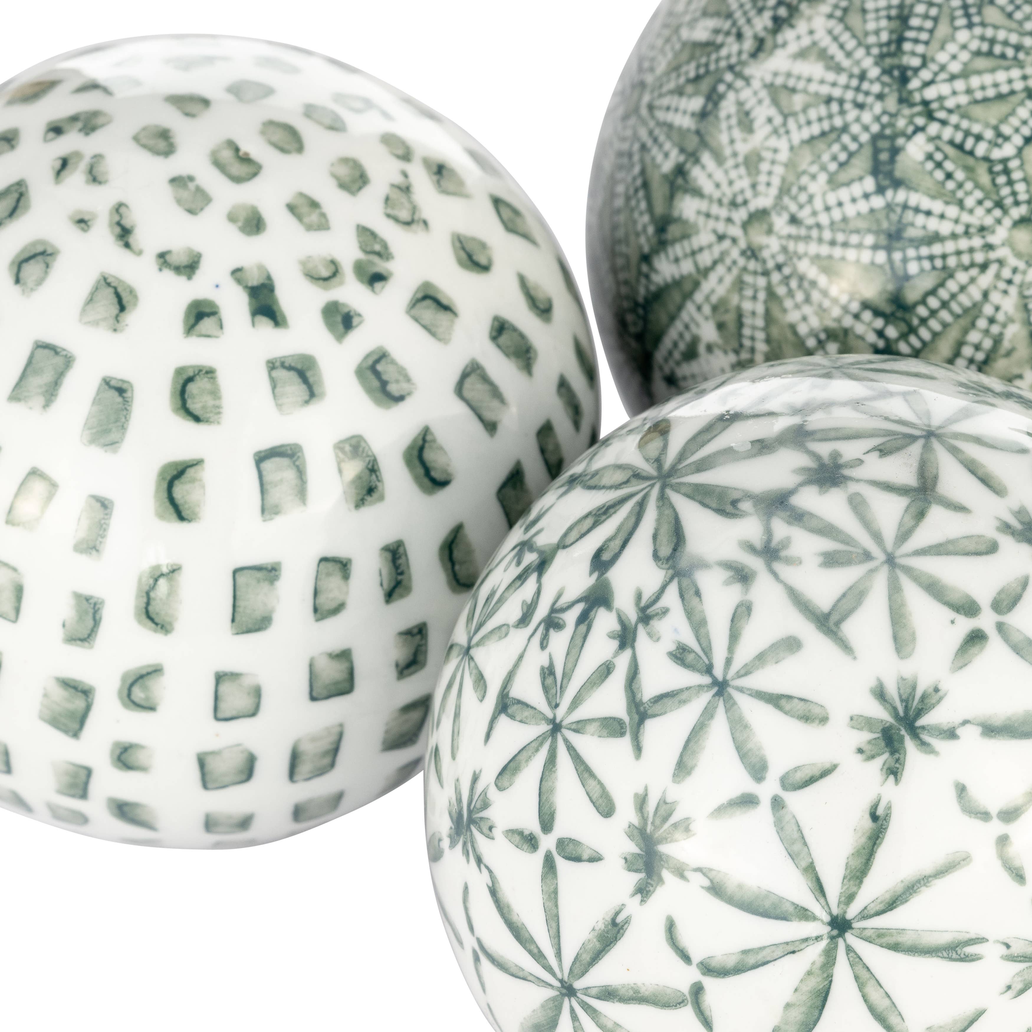 Sagebrook Home - Wholesale Decorative Tabletop Object - Ceramic Boxed Round Painted Orb Set of 3 - Green, 4 in.7
