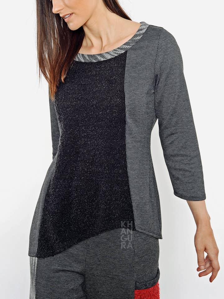 Top Asymétrique Minceur - Pied de poule bouclé pour la vente par Khangura