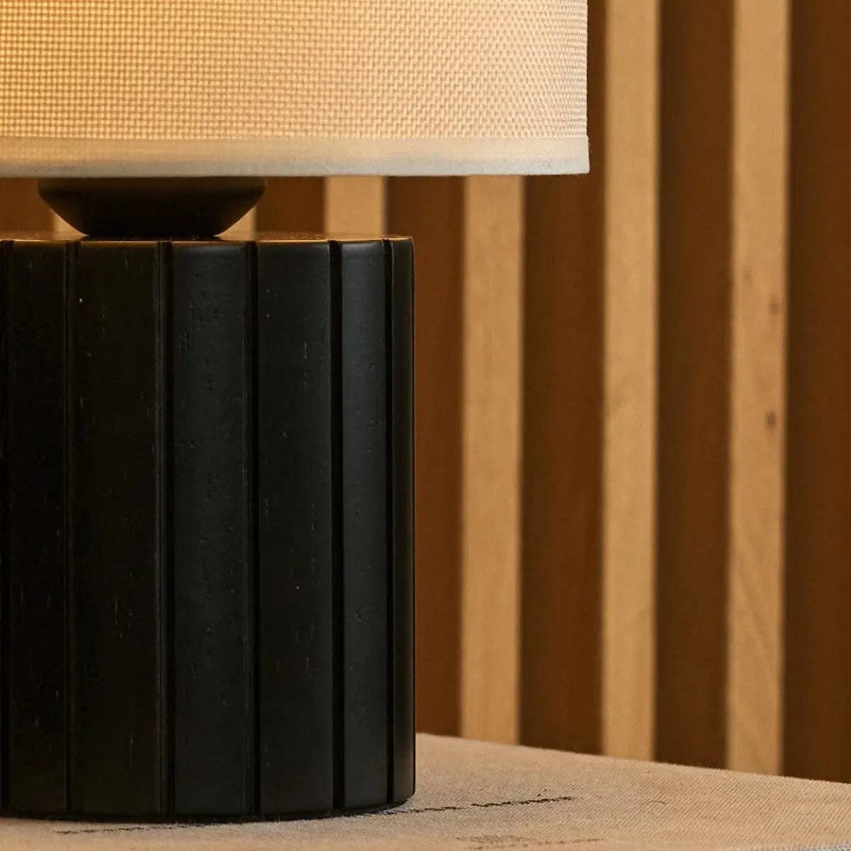 Tavellio - Wholesale Accent/Desk Lamp - Kiko Black Table Lamp | Cozy Desk Lamp with E27 Socket5