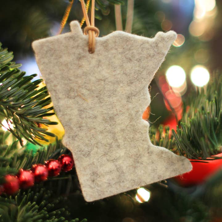 Wool Felt Minnesota Ornament for wholesale by Feltiva