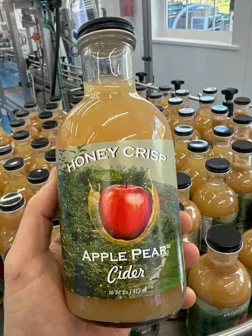Honey Crisp Apple Pear Cider (12 bottle - Case)12oz for wholesale by ALLVIEW ORCHARDS