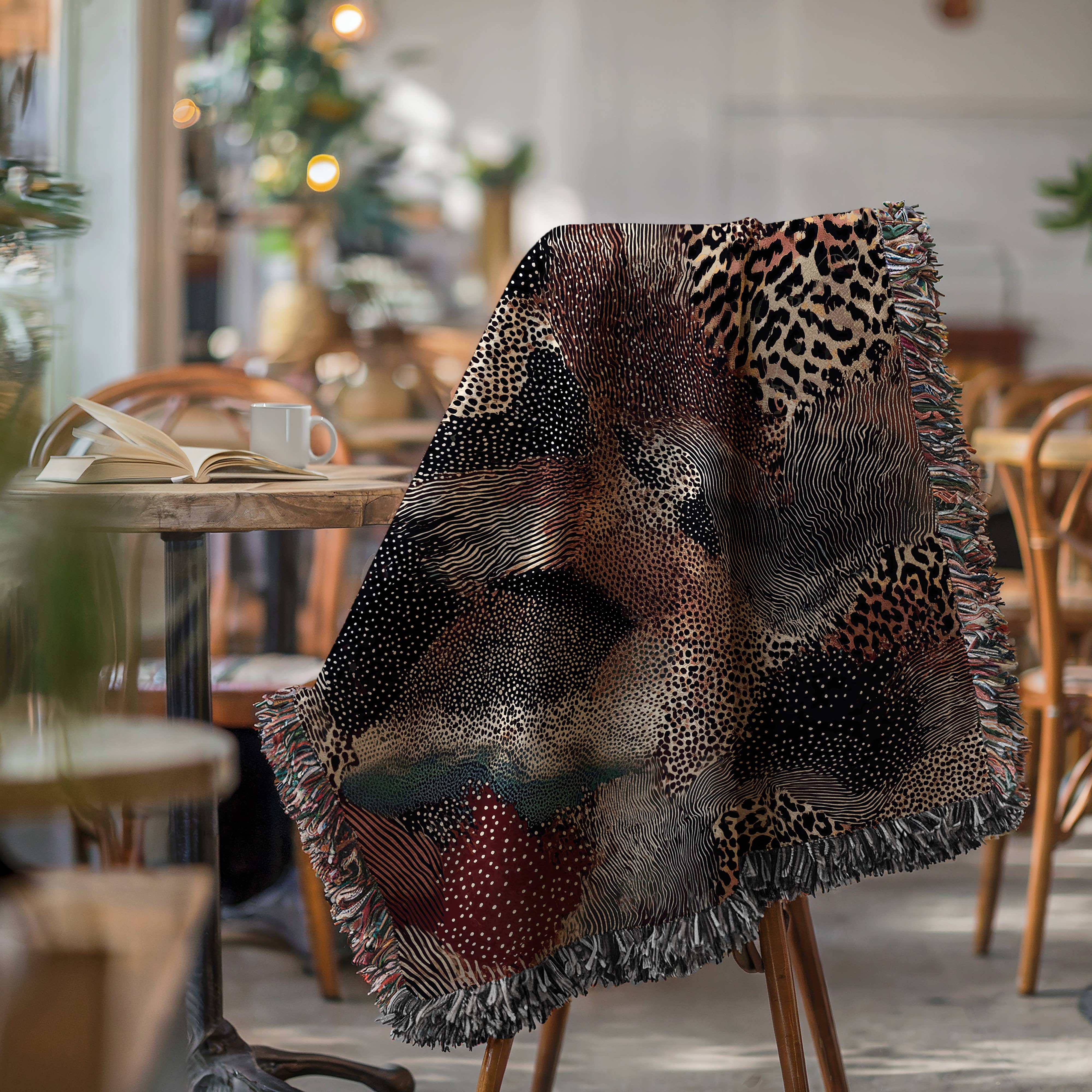 CasaIuliia – Großhandel Überwurfdecke – Abstrakte Leoparden-Decke, Schicke Jacquard-Decke mit Tiermuster4