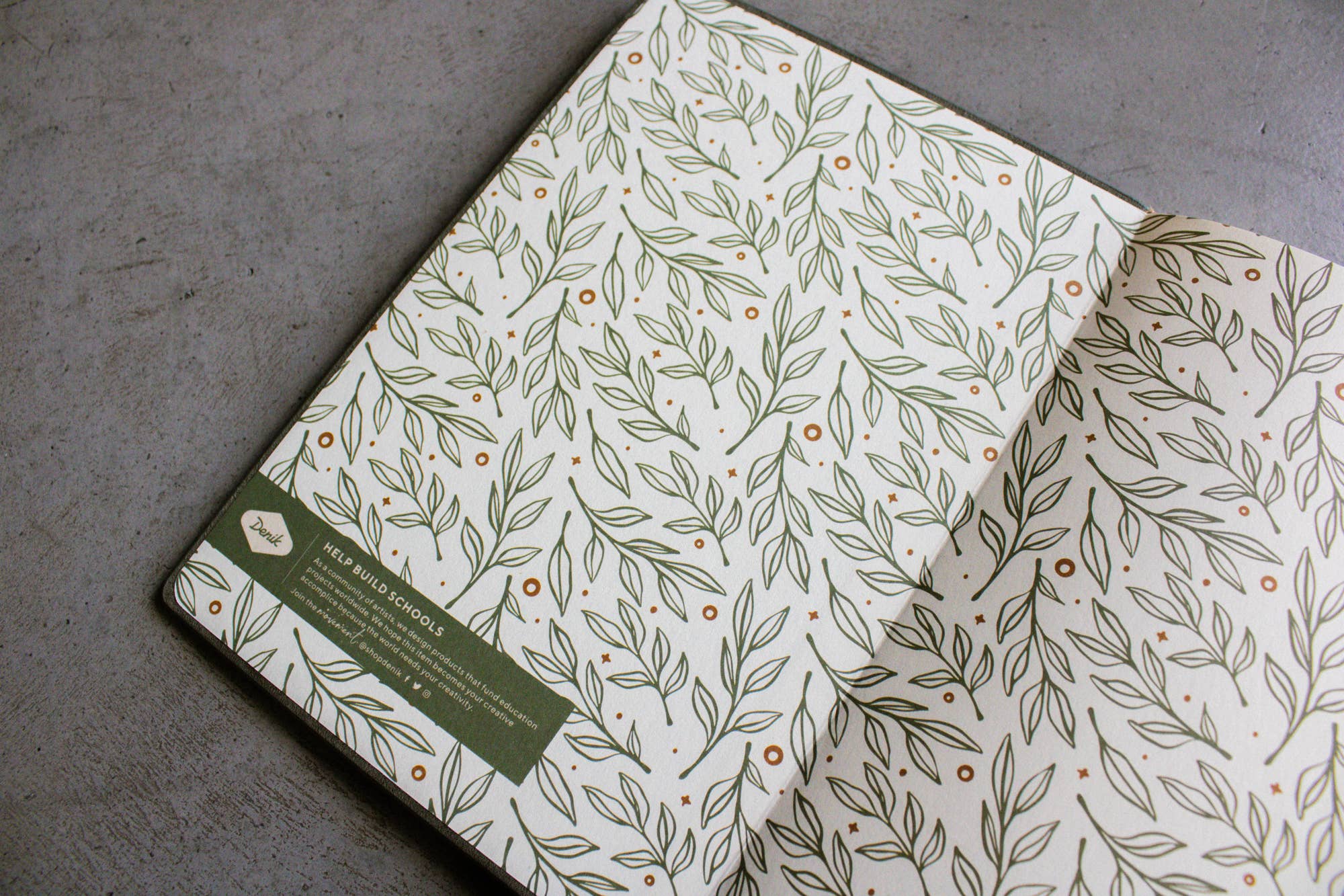 Denik - Wholesale Dagboek/agenda - Herten Geborduurd Dagboek2