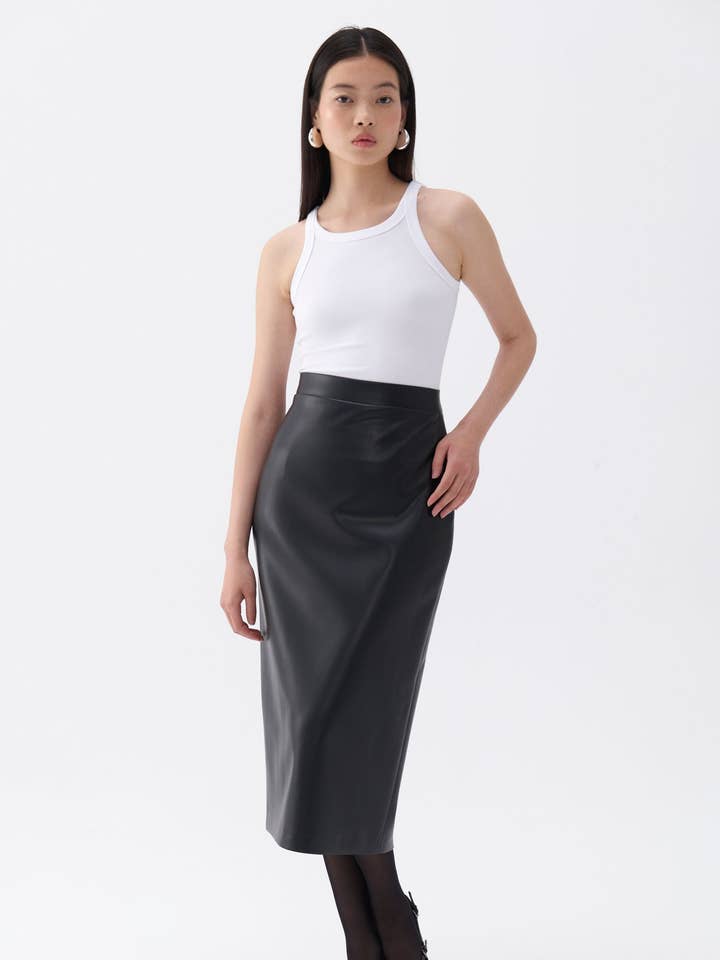 Jupe taille haute en similicuir pour la vente par NOCTURNE