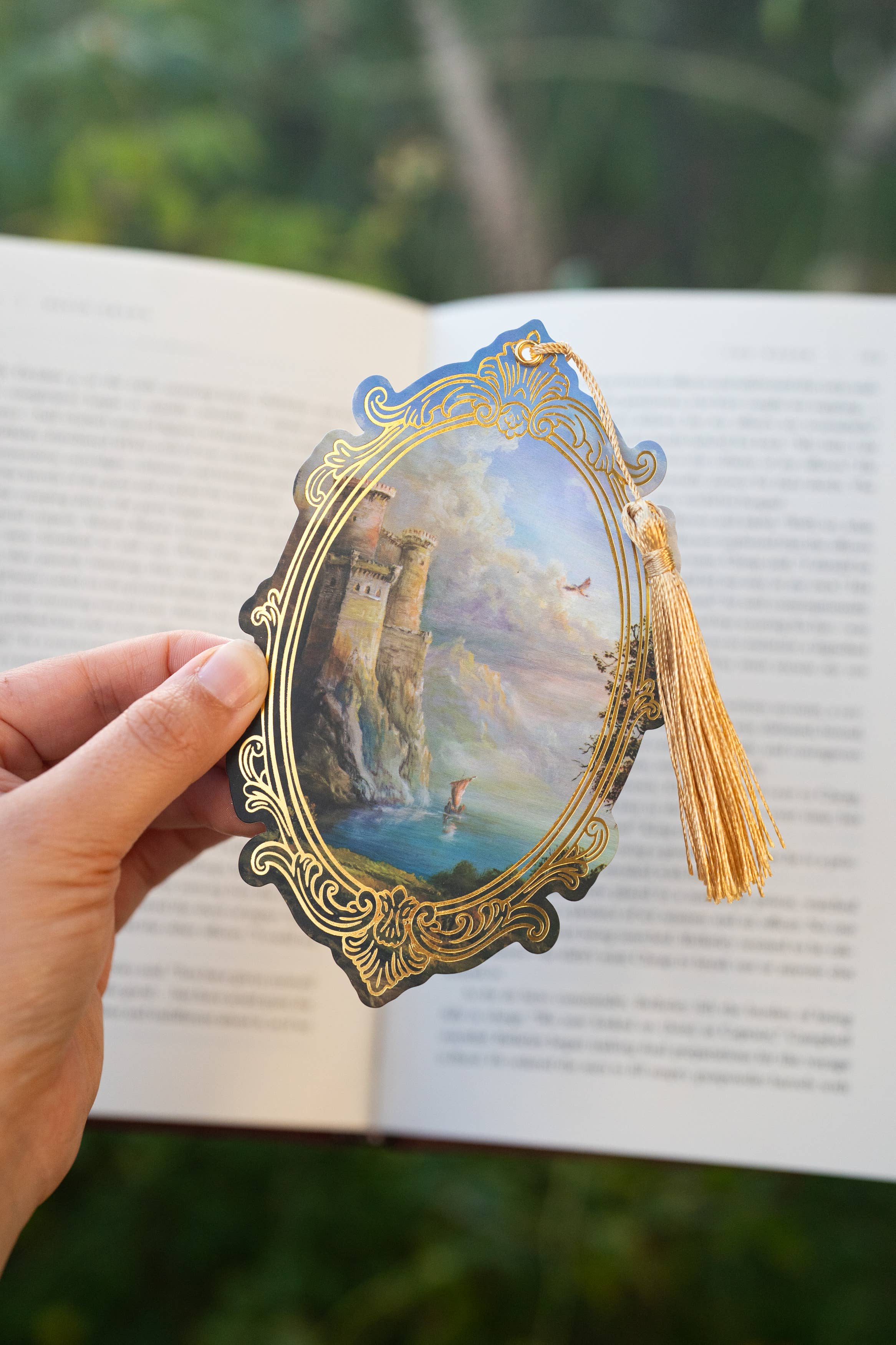 The Bookish Atelier – wholesale Bookmark – The Castle of Dreams Foil Bookmark | Bookish Romantasy 1