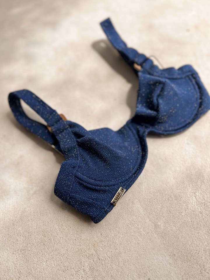 Top Uva SS23 - Blue shiny for wholesale by Store Milo