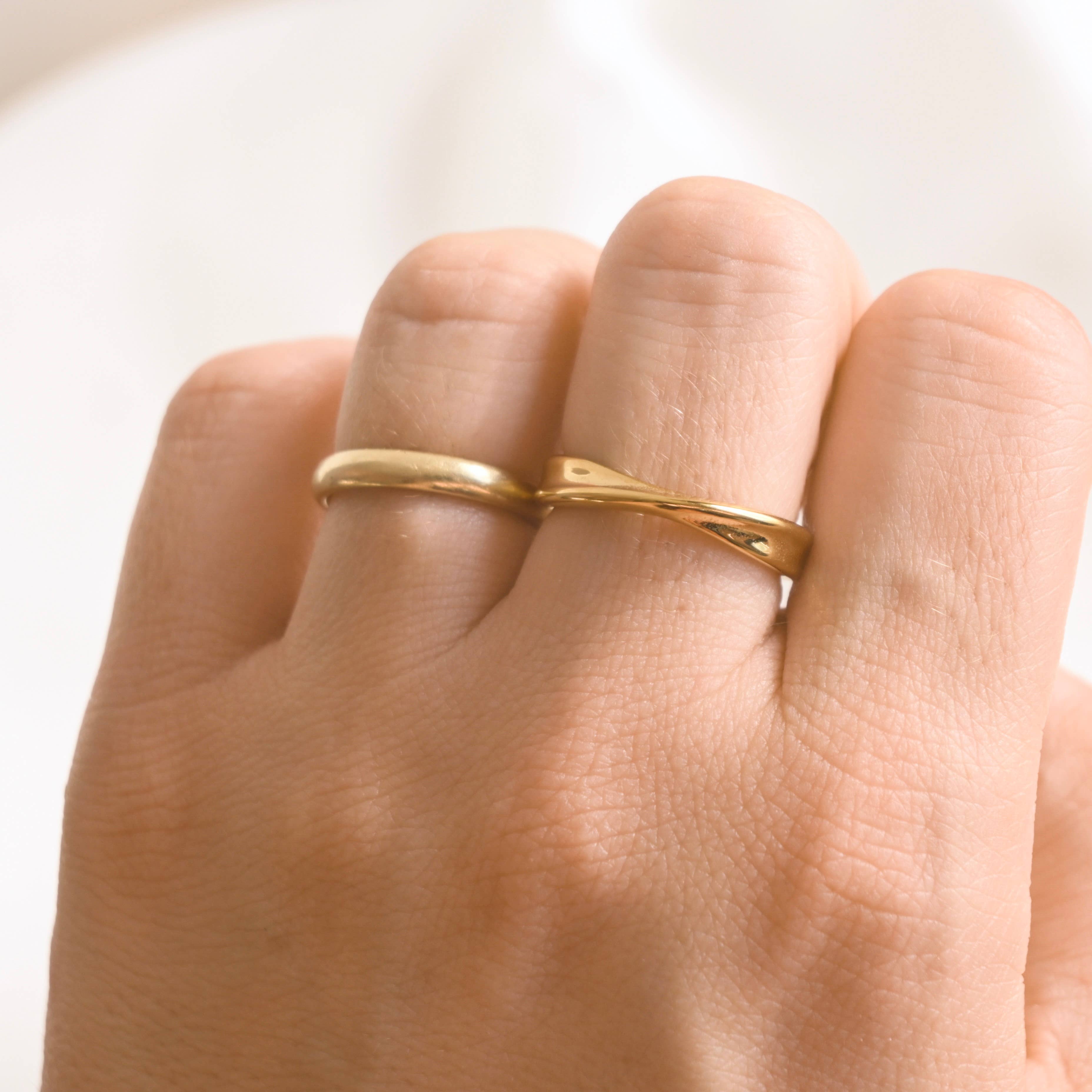 Blueyejewelry - Wholesale Band/Stacked Ring - Gold Crossover Ring - Twisted Ring - Crossover Stacking Ring3