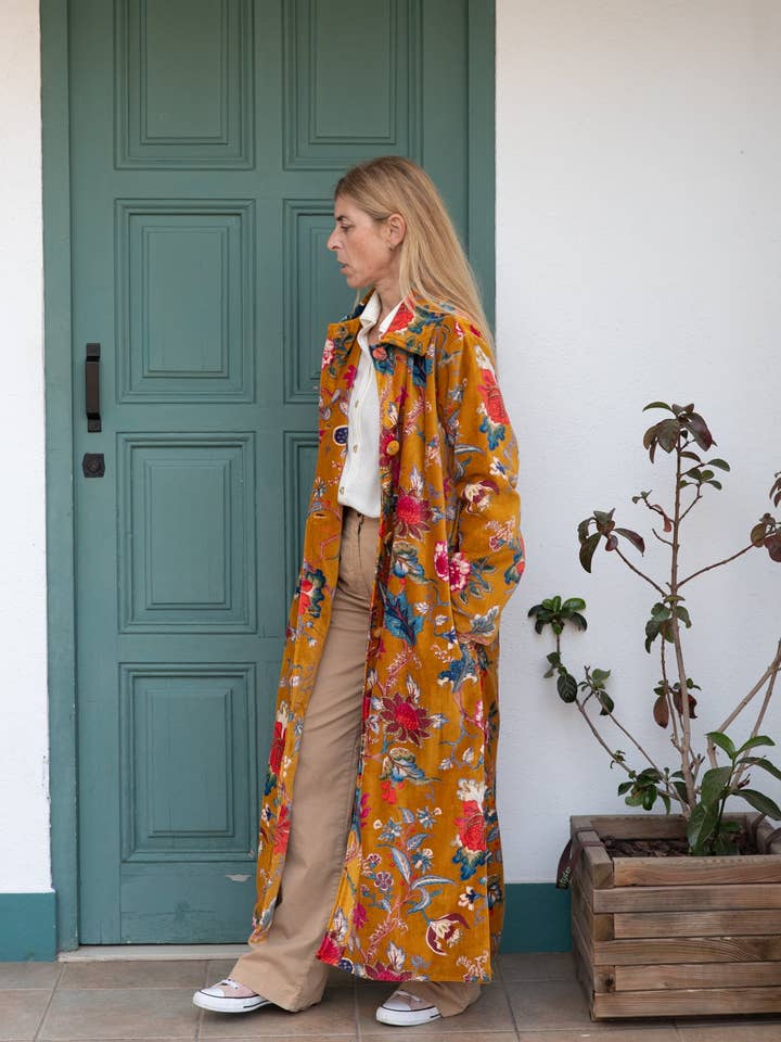 Fløjl Lang Jakke for engroshandel hos Sanjanaandme