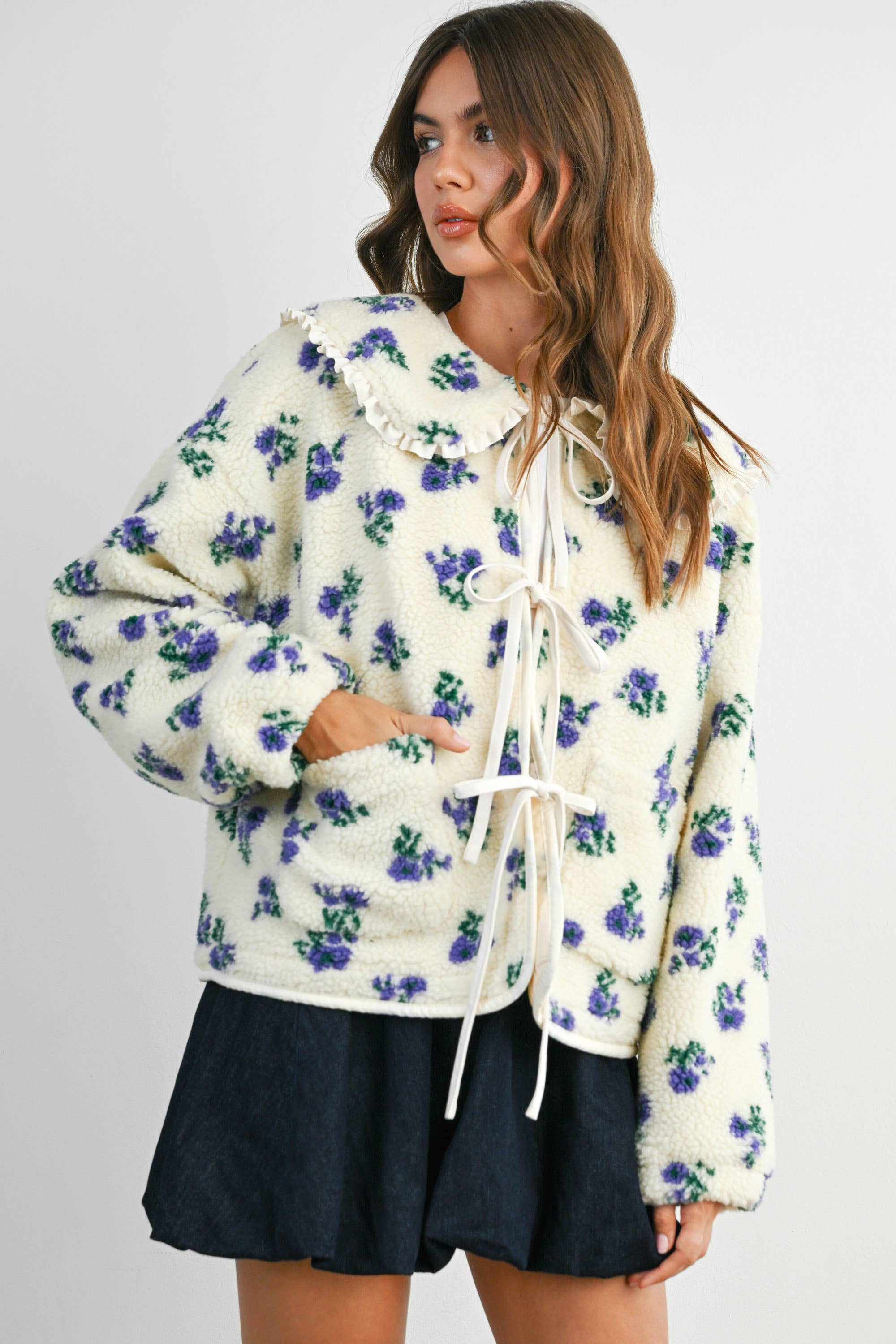 BUTTERMELON - Wholesale Jacket - Women's - Floral Puffy Tie-Front Long Sleeve Jacket - BMJ784119