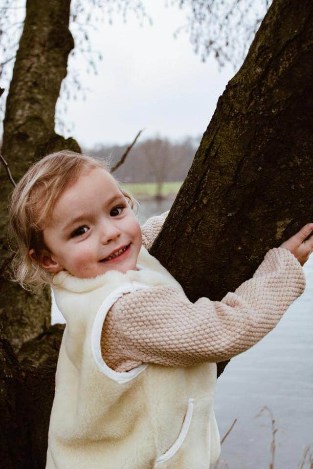 Schaapmaatje - Wholesale Outerwear Vest - Kids - Beige woolen bodywarmer baby/child3