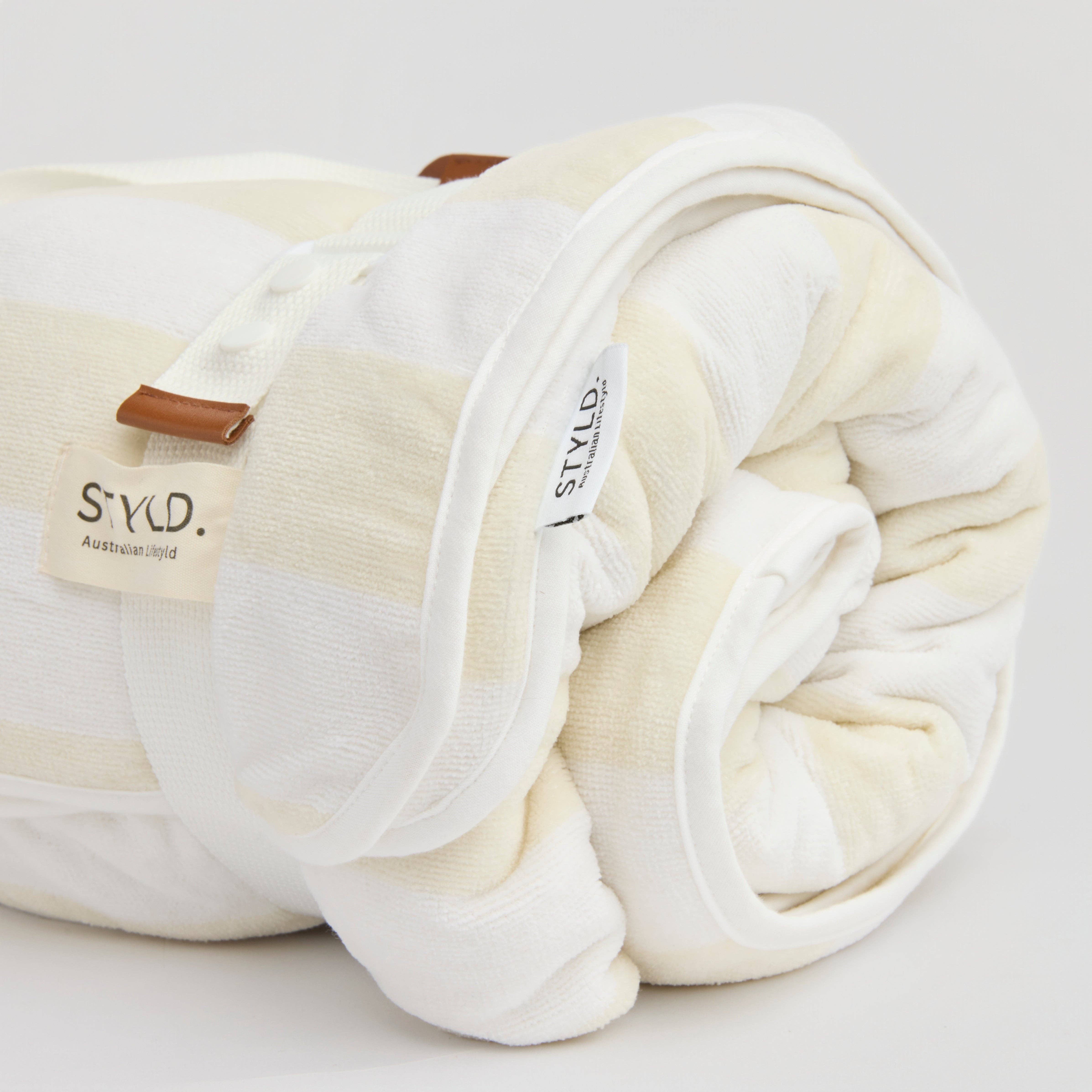 STYLD.® - Wholesale Beach towel - Vanilla Latte Striped Boyfriend Towel2