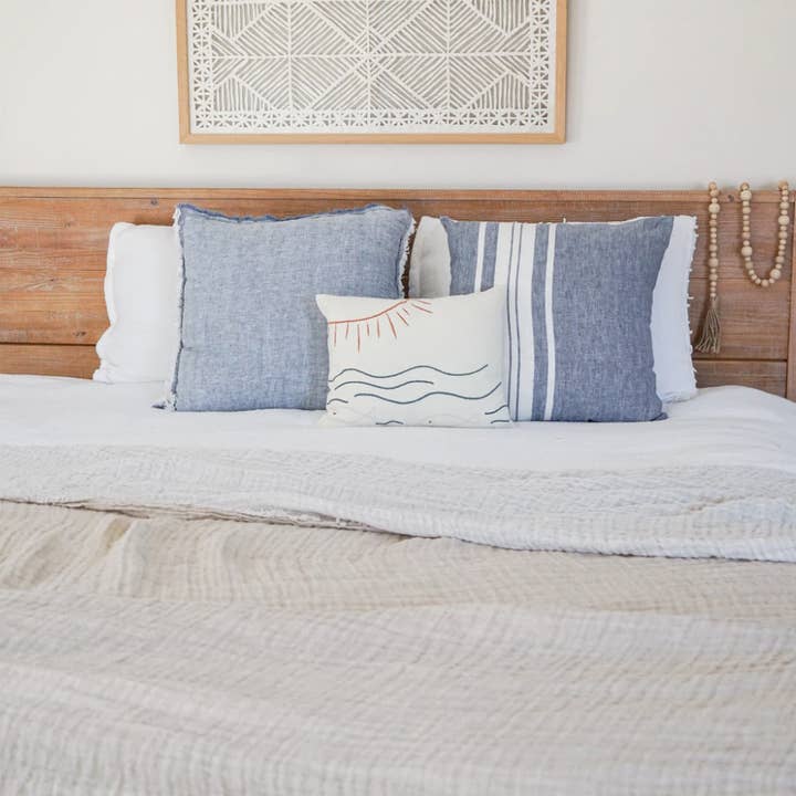 Anaya Home - Wholesale Decoratief kussen - Chambray blauw zacht linnen kussen4