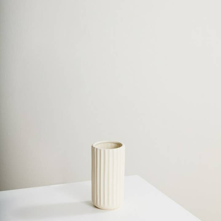 Fauxever Florals - Wholesale Artificial Flowers - Waxflowers in Jardim Vase-PK2