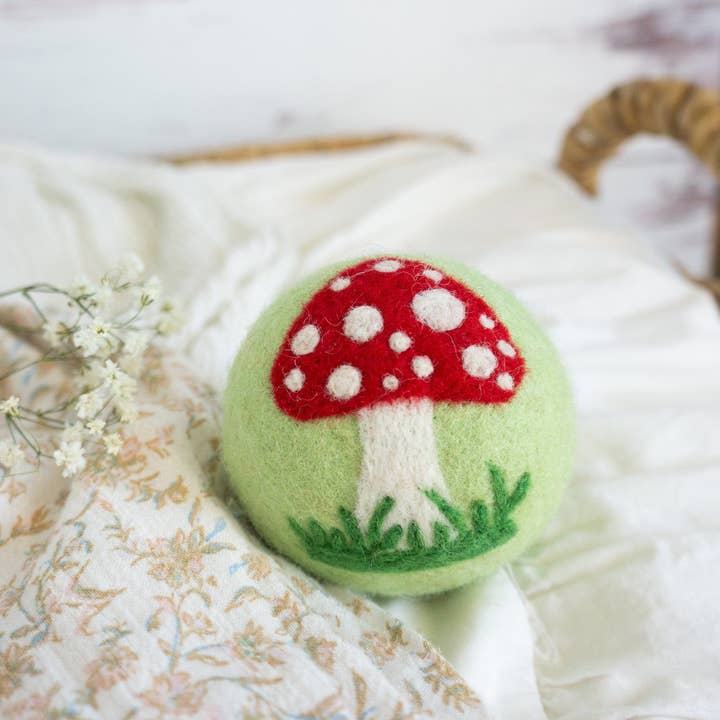 Friendsheep - Wholesale Dryer Balls - Enchanted Mushrooms
