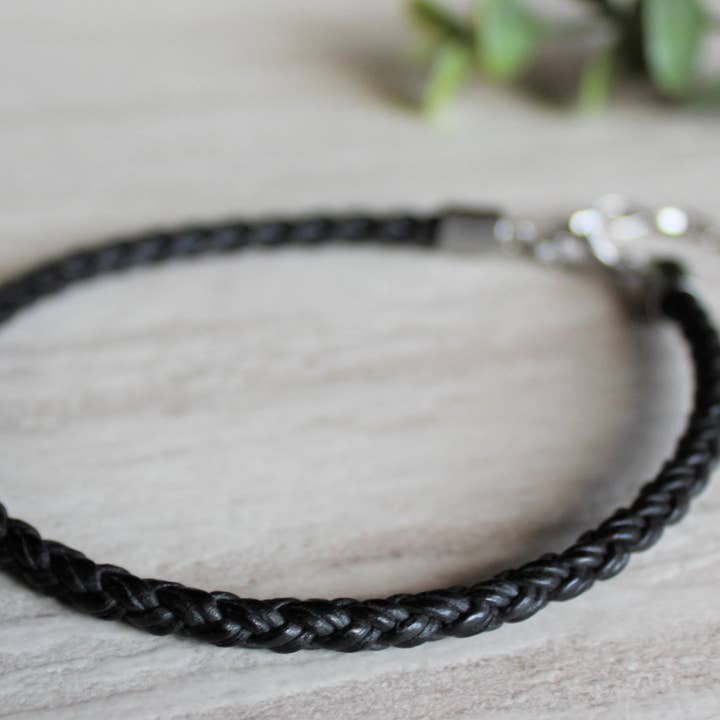 Svart läder fotlänk för wholesale av Woven Stone Co.